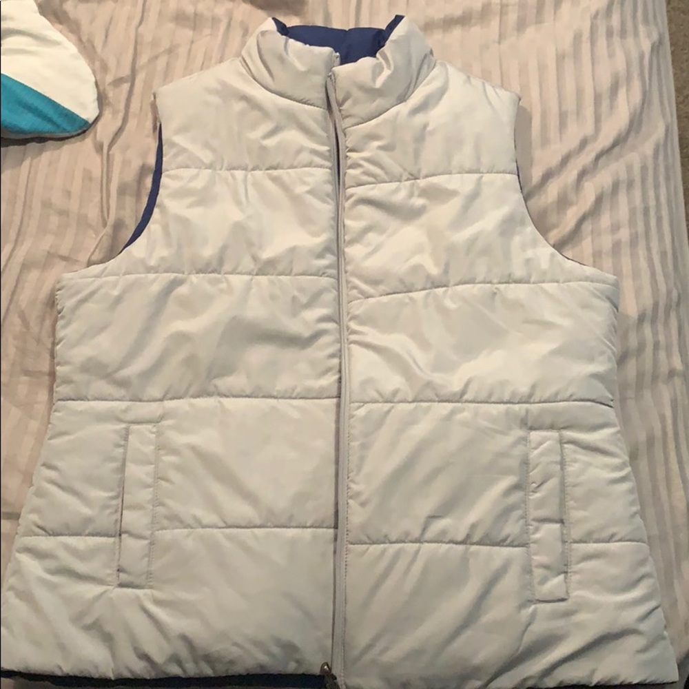Reversible vest